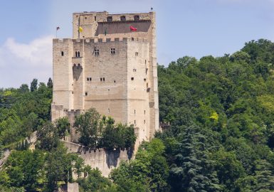 Détour par Crest dans la Drôme