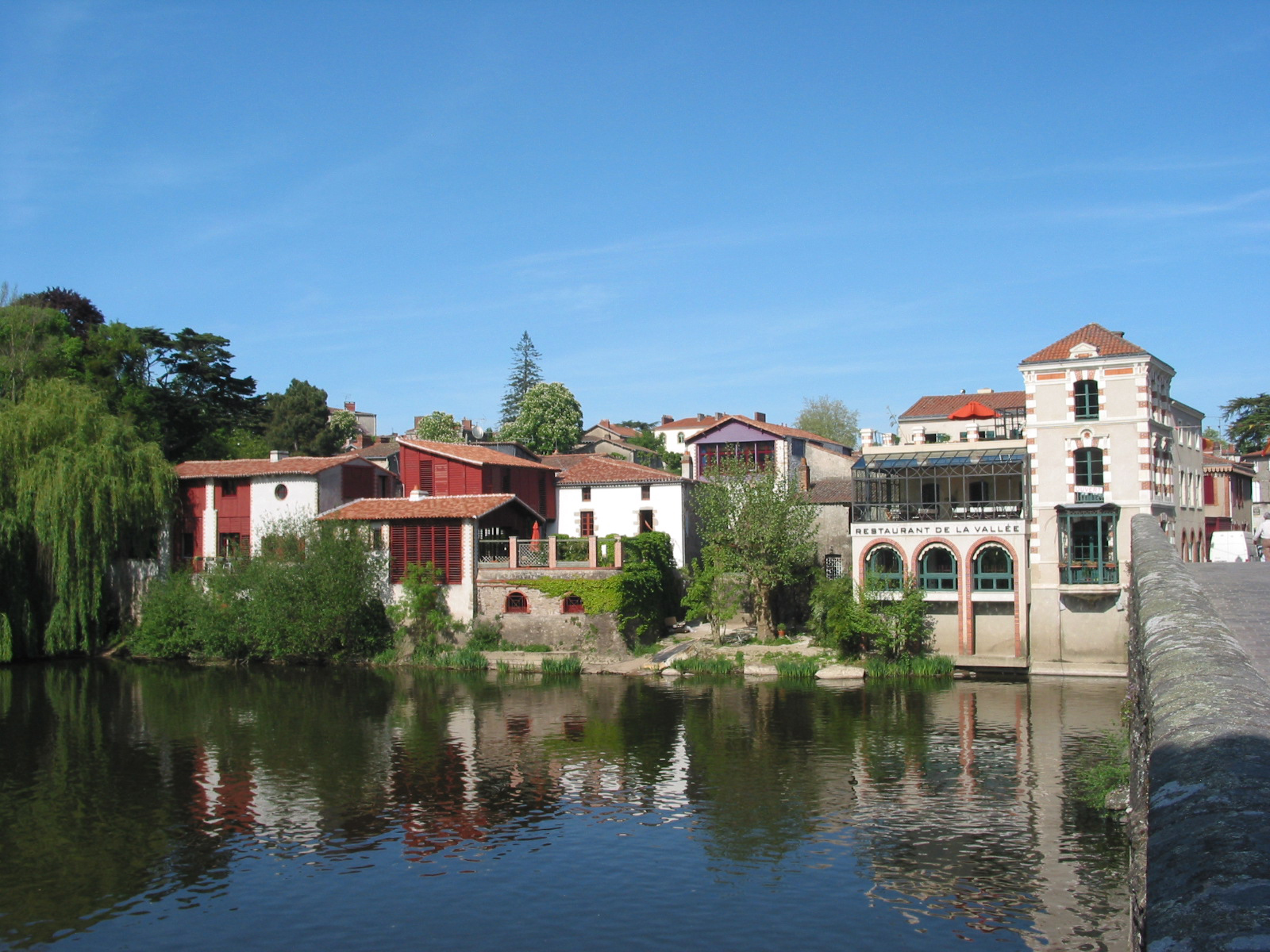 Visiter Clisson - Que voir et faire ? Plus Beaux Dtours de France