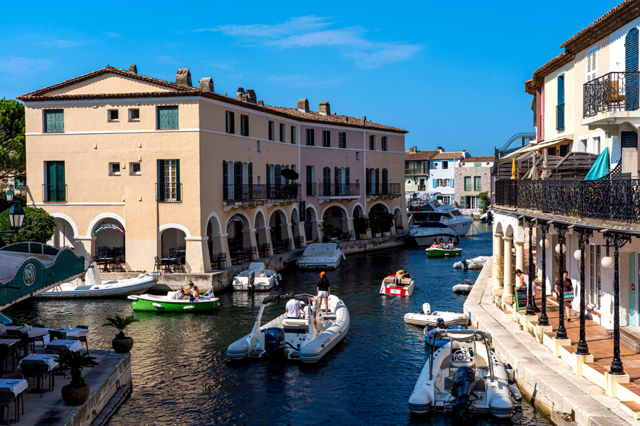 Visiter Port-Grimaud : préparez votre séjour et voyage Port-Grimaud